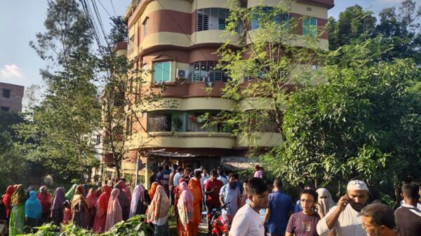 দুপচাঁচিয়ায় ডিপ-ফ্রিজ থেকে গৃহবধুর লাশ উদ্ধার