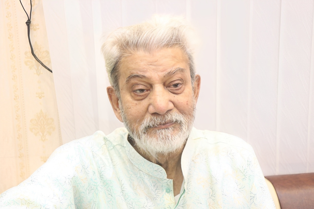 খ্যাতিমান অভিনেতা প্রবীর মিত্রের দাফন সম্পন্ন