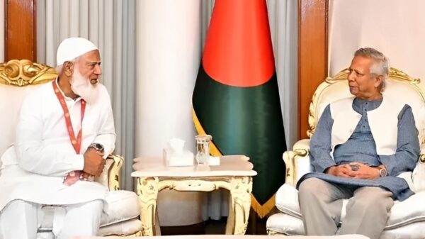 প্রধান উপদেষ্টার সঙ্গে জামায়াত আমিরের সাক্ষাৎ