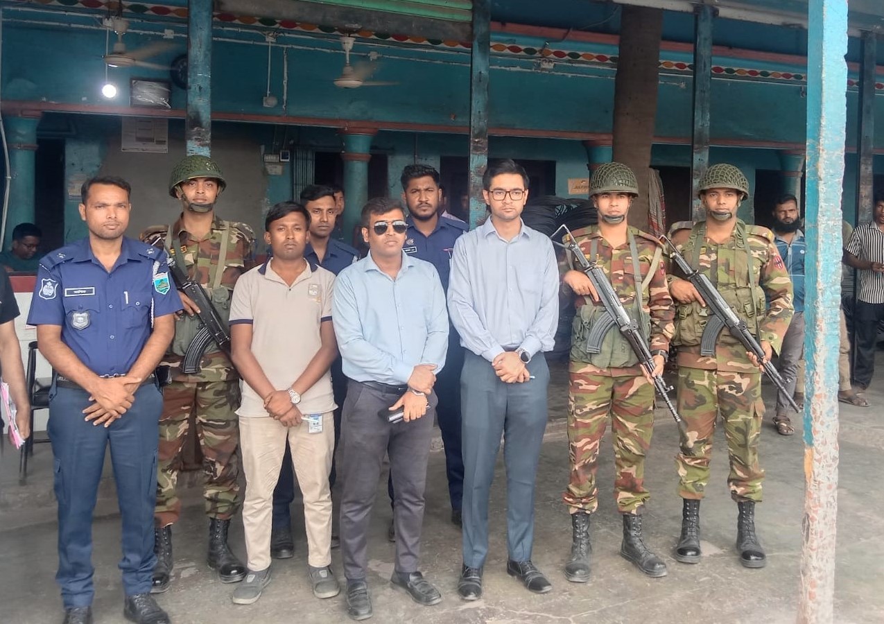 সিরাজগঞ্জে অতিরিক্ত ভাড়া আদায় করায় বাস মালিককে জরিমানা