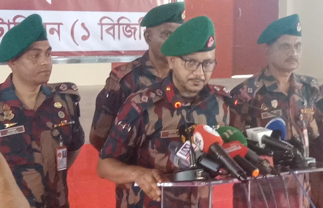 রাজশাহীতে পুশইন ও কুরবানির চামড়া ভারতে পাচার ঠেকাতে সতর্ক বিজিবি