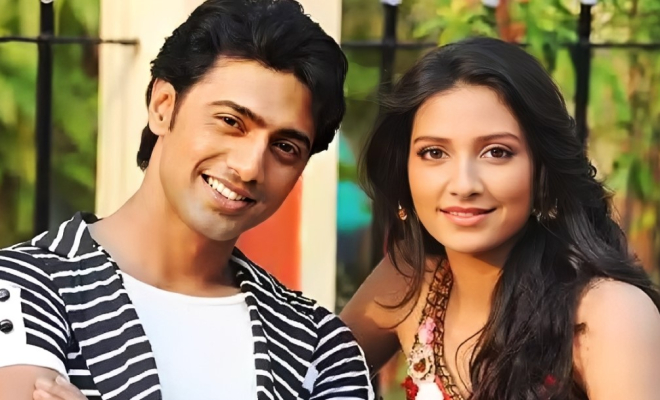 দেব-শুভশ্রীর সম্পর্ক নিয়ে সরগরম টলিপাড়া