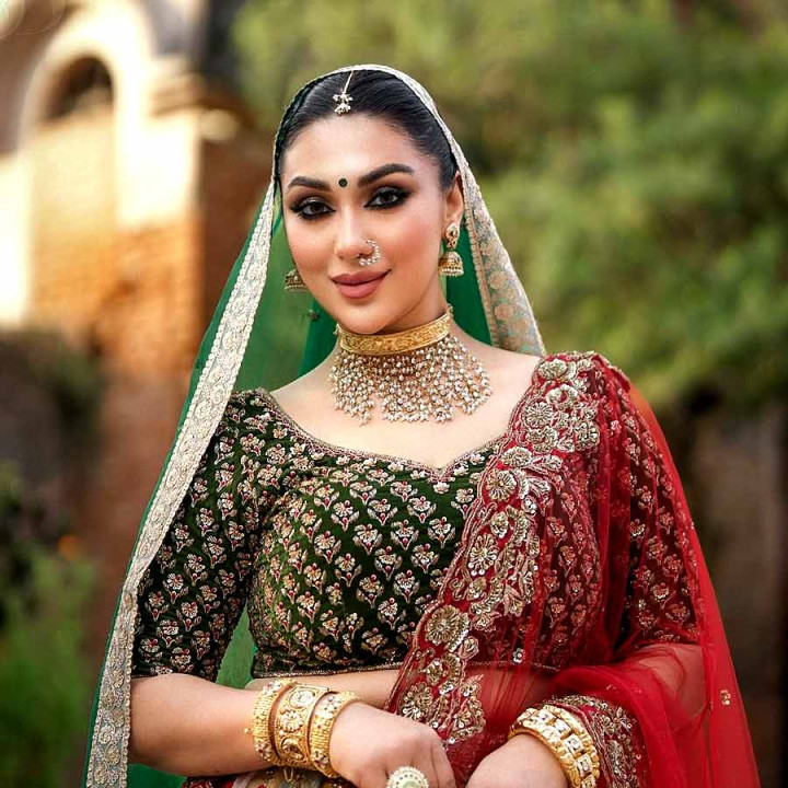 আমি বিবাহিত: অপু বিশ্বাস