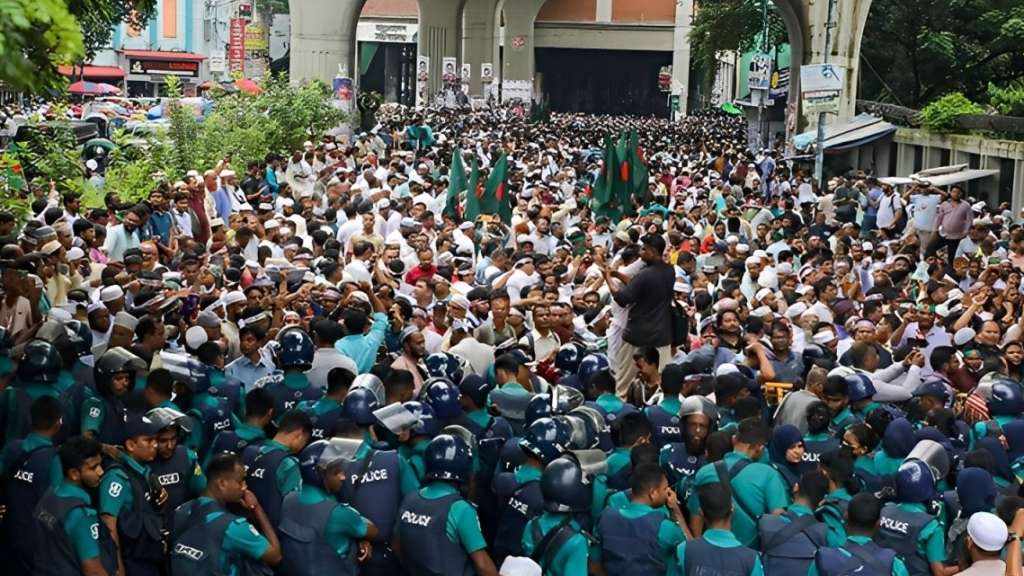 সরকারকে এমপিওভুক্ত শিক্ষকদের আল্টিমেটাম