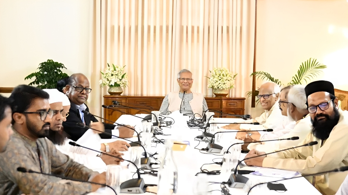 নির্বাচনে বাধা আসবে,সতর্ক থাকার আহ্বান প্রধান উপদেষ্টার