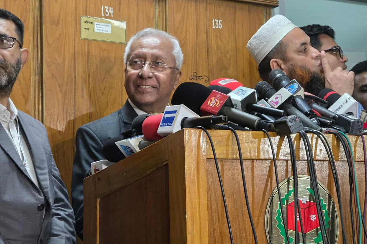 নির্বাচনে কড়া নিরাপত্তা বলয়: মোতায়েন থাকবে নব্বই হাজার সেনা