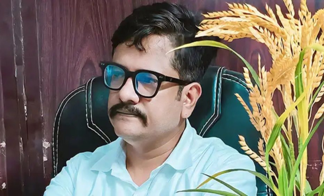 বিএনপি নেতা আওয়ামী লীগে যোগদান: বললেন শেখ হাসিনাই স্থিতিশীলতার প্রতীক
