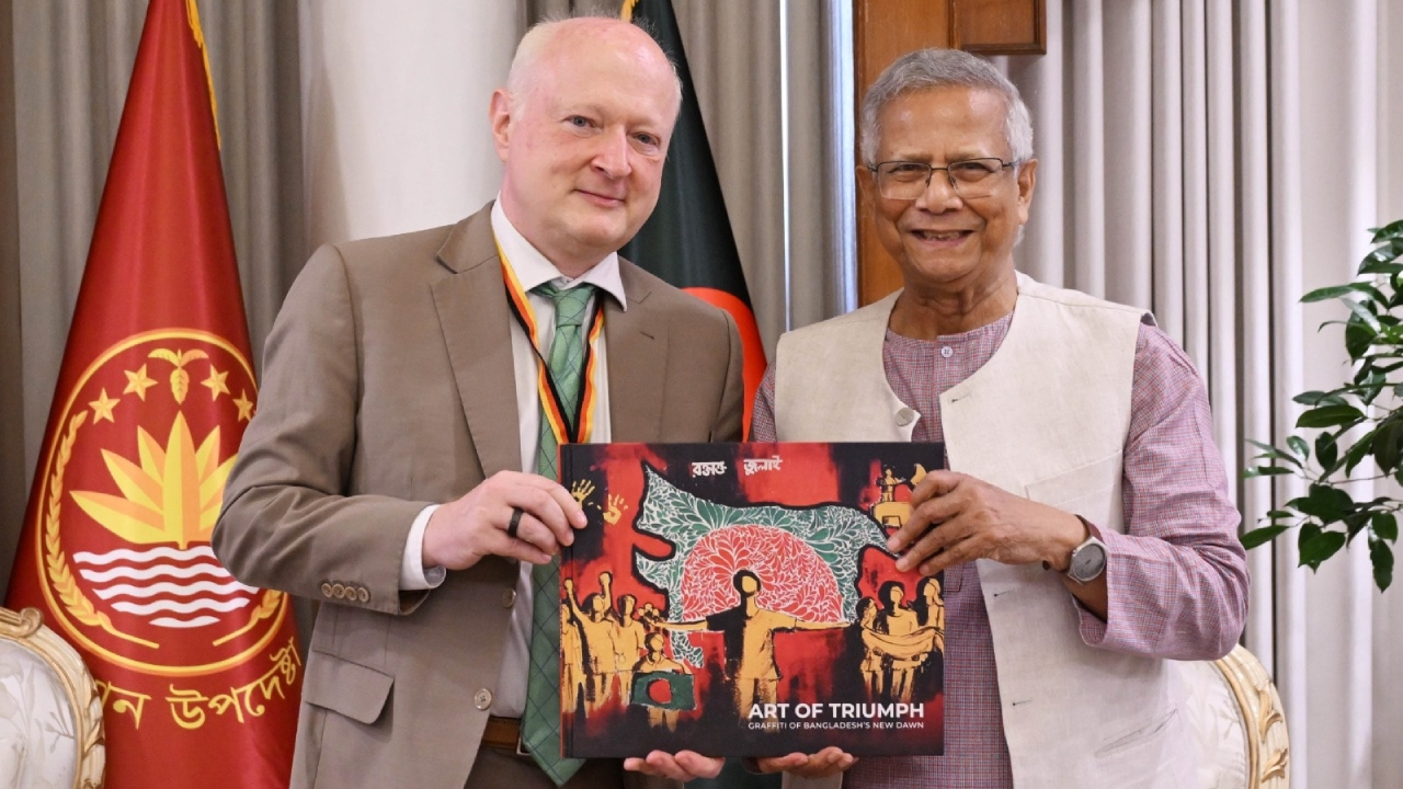 নির্বাচন শান্তিপূর্ণ ও উৎসবমুখর করতে সর্বাত্মক চেষ্টা করছে সরকার: প্রধান উপদেষ্টা