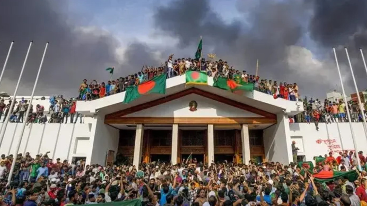 ১৭ অক্টোবর অনুষ্ঠিত হবে জুলাই জাতীয় সনদ স্বাক্ষর অনুষ্ঠান