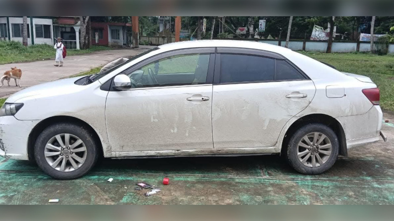 আখাউড়ায় পুলিশের অভিযানে প্রাইভেটকারে ইয়াবা পাচার: নগদ টাকাসহ ৫ জন গ্রেফতার