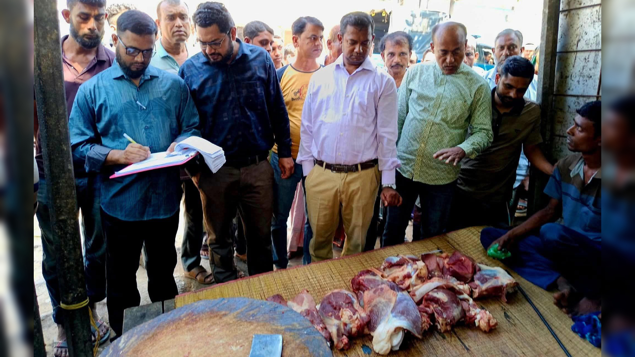 ঝিনাইদহ কালীগঞ্জে মাংসের দোকানে ভ্রাম্যমাণ আদালতের জরিমানা