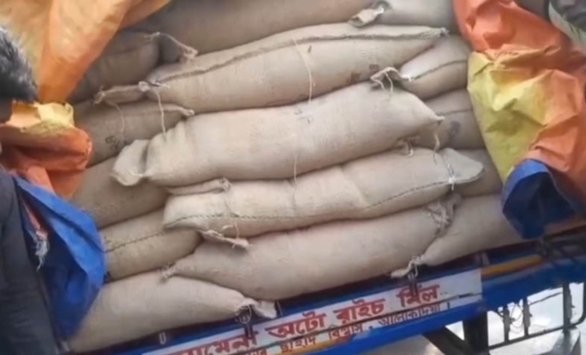 লোহাগড়ায় খাদ্য বান্ধব কর্মসূচির চাউল কালো বাজারে বিক্রির অভিযোগ