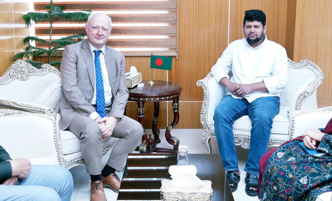 তথ্য ও সম্প্রচার উপদেষ্টার সাথে জার্মানির রাষ্ট্রদূতের সাক্ষাৎ