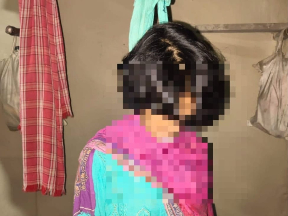 আদমদীঘিতে স্বামীর সঙ্গে অভিমান করে গৃহবধুর আত্মহত্যা